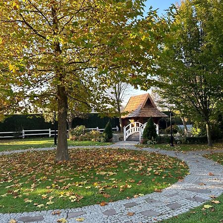 Hotel Nad Raba - Bochnia Eksteriør bilde