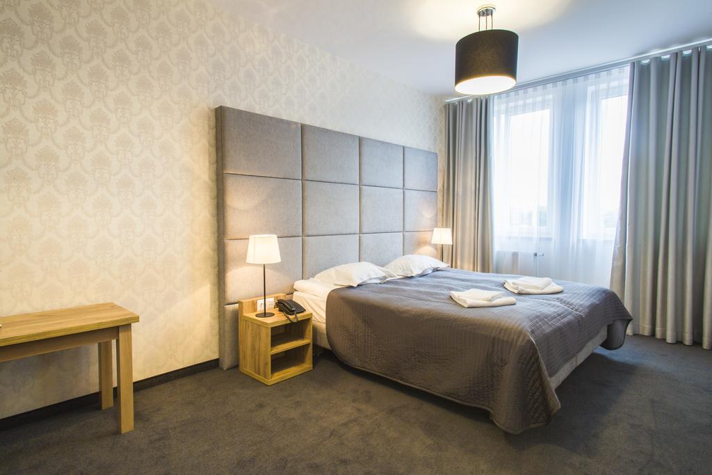 Hotel Nad Raba - Bochnia Eksteriør bilde